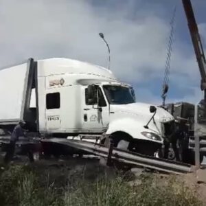 Cứu hộ xe container