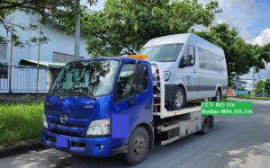 Cuu ho O to Vin Smart City