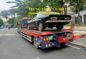 Cuu ho O to Vincom Ba Trieu