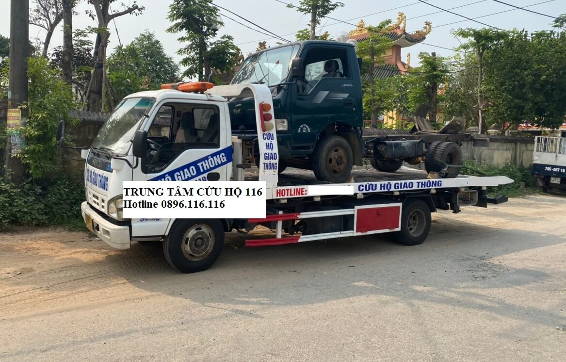 Cuu ho giao thong Cau Vinh Tuy