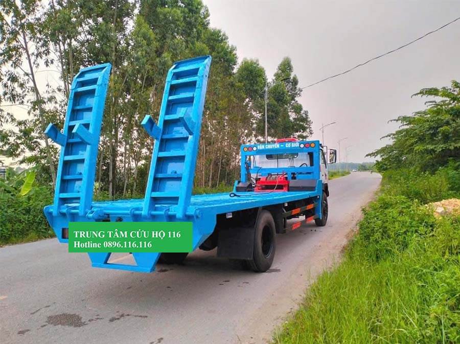 Nên chọn các đơn vị cung cấp dịch vụ cứu hộ ô tô uy tín phản hồi nhanh
