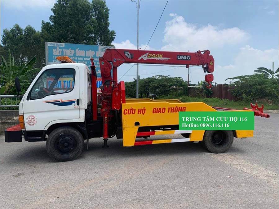 Cứu hộ lưu động tại Cầu Đông Trù hỗ trợ đa dạng dịch vụ