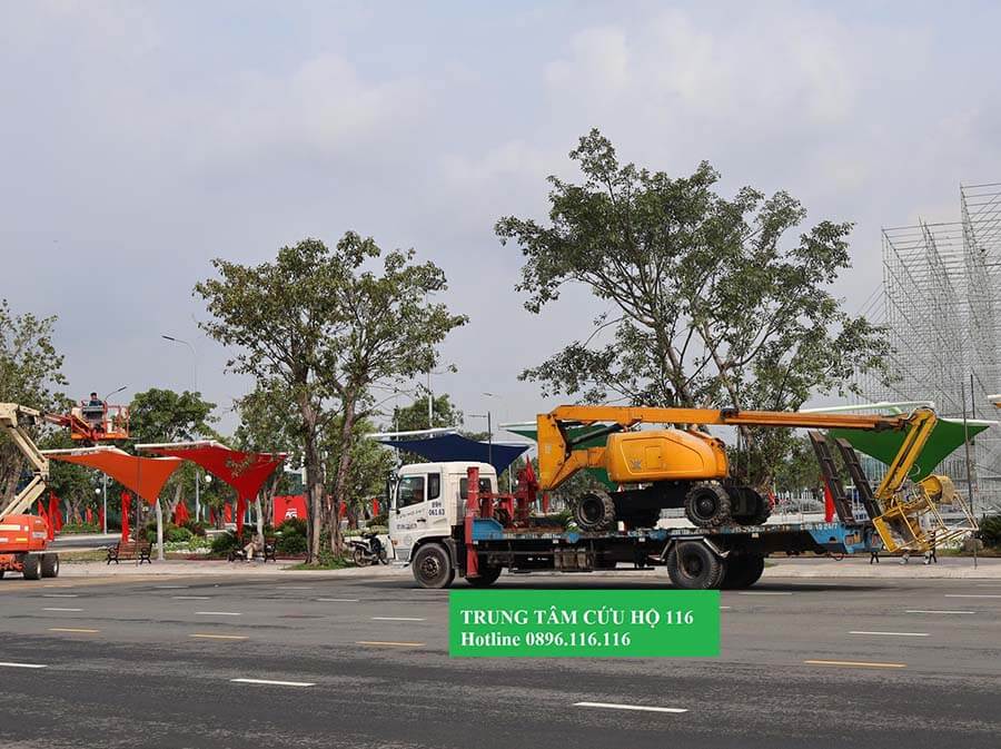 Trung Tâm Cứu Hộ 116 hỗ trợ vận chuyển xe ô tô theo yêu cầu đảm bảo an toàn