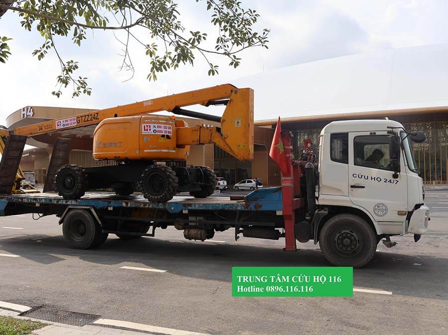 Dịch vụ cứu hộ ô tô tại Hà Nội ngày đêm giúp xử lý nhanh các sự cố trên đường
